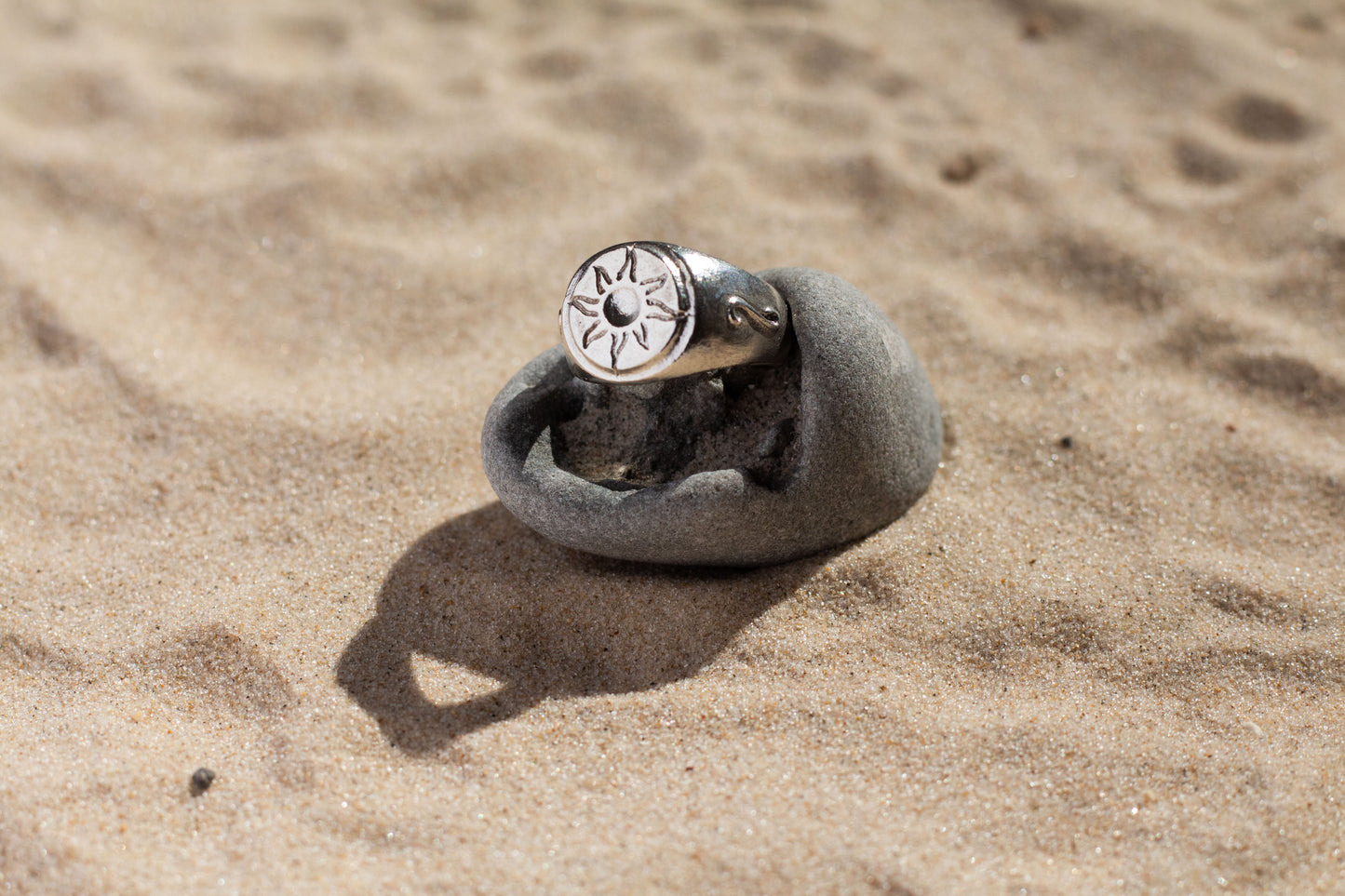Solis ring